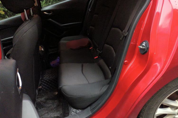 Used Mazda 3 Axela 2016 Sedan 1.5L Automatic Comfort Model Left Rear Seat