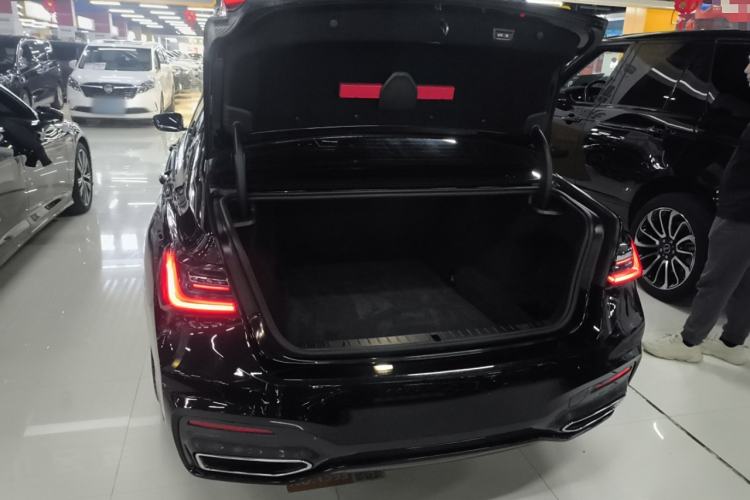 Used BMW 7 Series 2021 730Li M Sport Package
