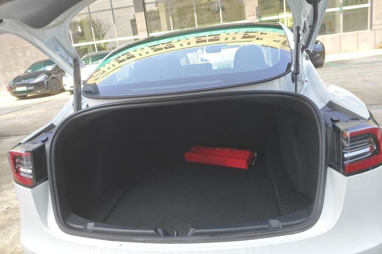 Used Tesla Model 3 2022 Rear-Wheel-Drive Version
