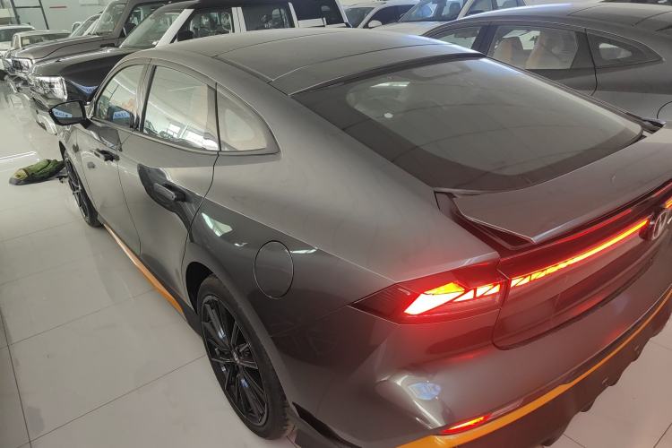 Used Changan UNI-V 2024 1.5T Prestige Sport Edition