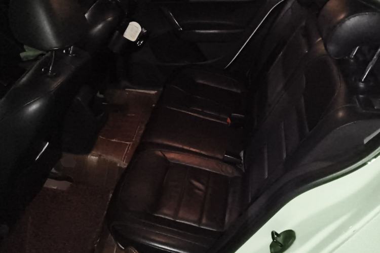 Used Volkswagen Lavida 2013 Revised Version 1.4 TSI Manual Comfort Edition Left Rear Seat