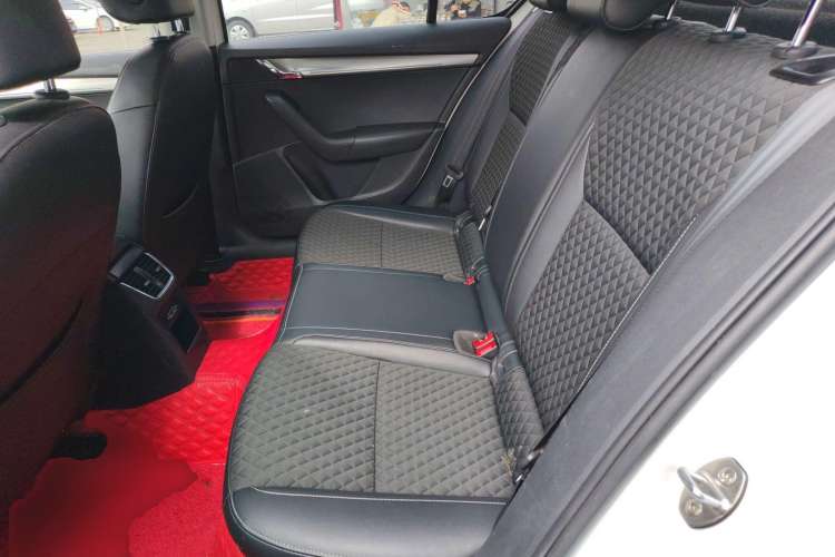 Used Skoda Octavia 2018 TSI230 DSG Luxury Edition