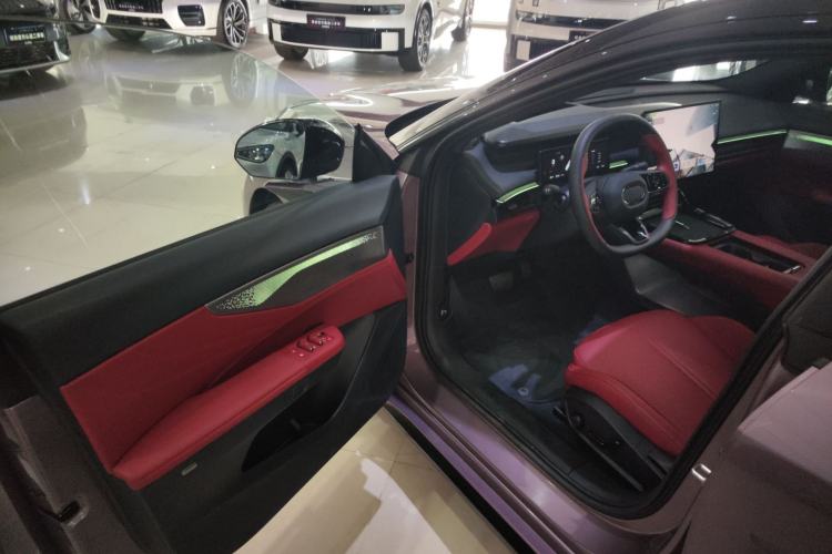 Used Lynk & Co 07 2026 Model 126 Long-Range Ultra H7 Driver Seat