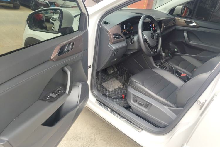 Used Volkswagen Tharu 2022 280TSI Two-Wheel-Drive Luxury Edition