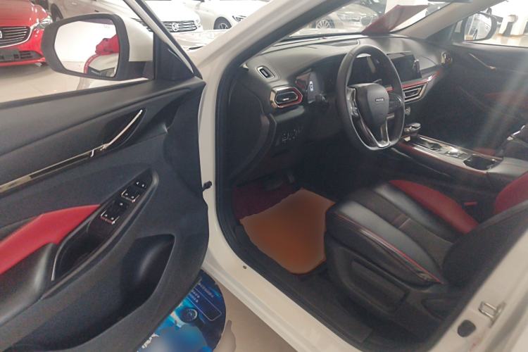 Used CHANGAN OSHAN X5 2021 1.5T DCT Prestige Edition Driver Seat