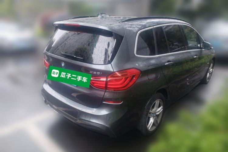 Used BMW 2 Series Gran Tourer 2019 220i Luxury Sports Package Exterior 5