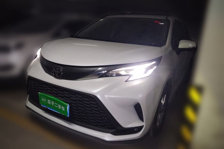 Used Toyota Granvia 2024 2.5L Hybrid Comfort Edition