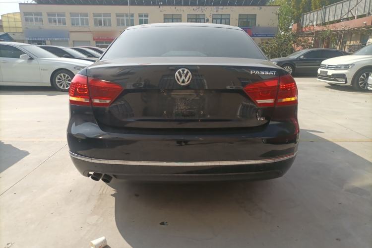 Used Volkswagen Passat 2014 1.4TSI Manual Luxury Edition
