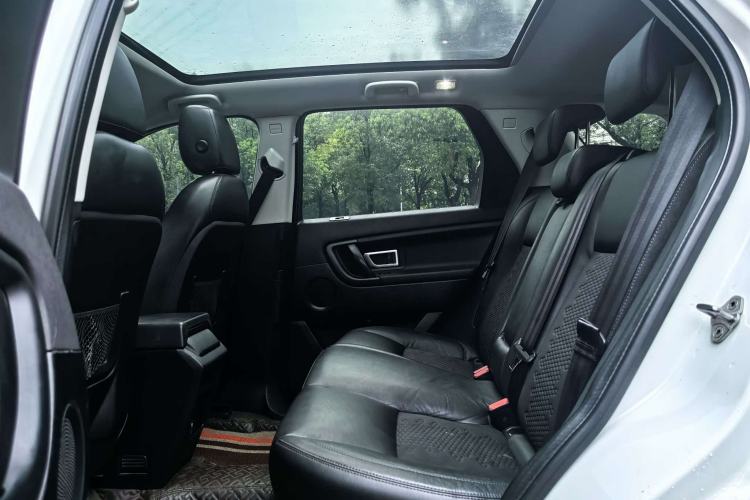 Used Land Rover Discovery Sport 2019 240 PS PURE Edition China V Standard