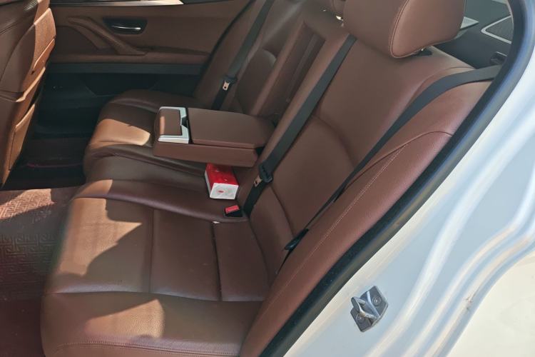 Used BMW 5 Series 2014 535Li Leading Model
