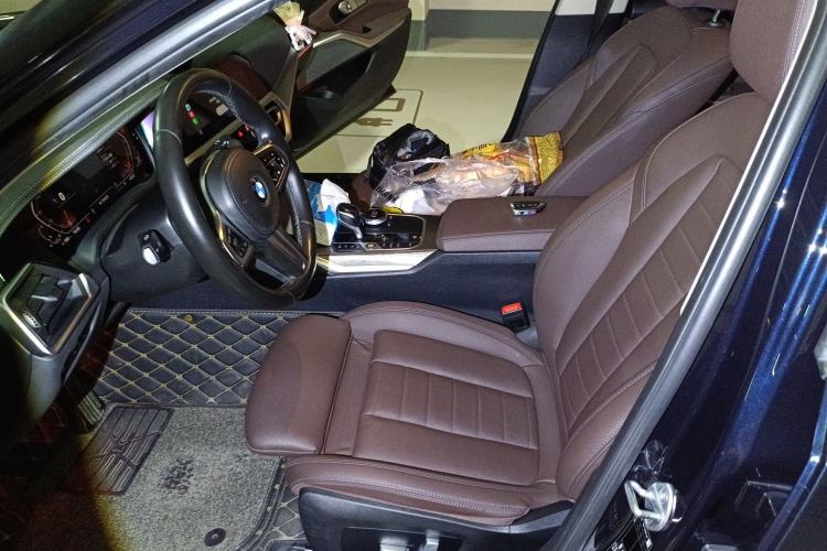 Used BMW 3 Series 2020 325i M Sport Night Edition package Left Front Seat