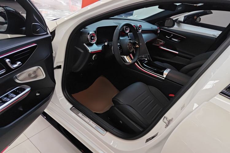 Used Mercedes-Benz C-Class 2024 Second Facelift C 260 L Starry Night Sport Edition
