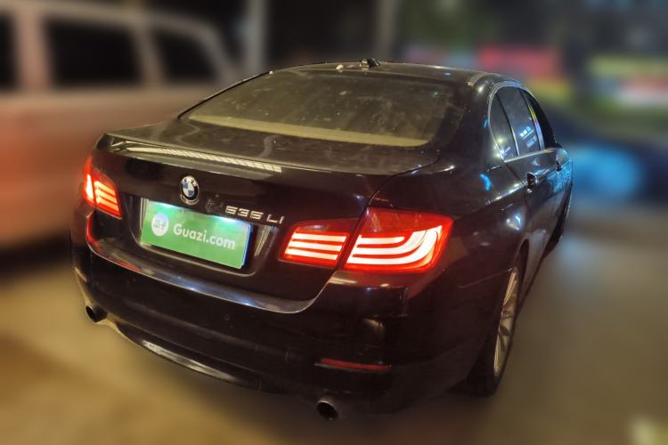 Used BMW 5 Series 2013 535Li Leading Model
