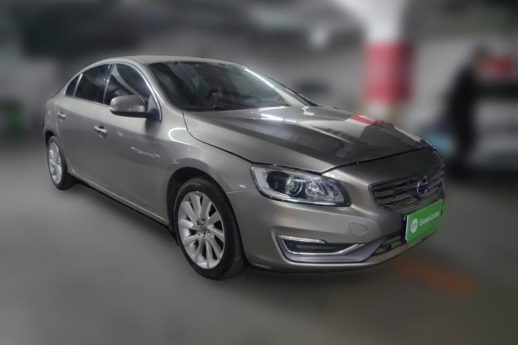 Used Volvo S60 2016 S60L T4 Zhiyuan Edition
