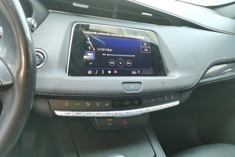 Used Cadillac XT4 2018 28T Two-Wheel Drive Tech Version