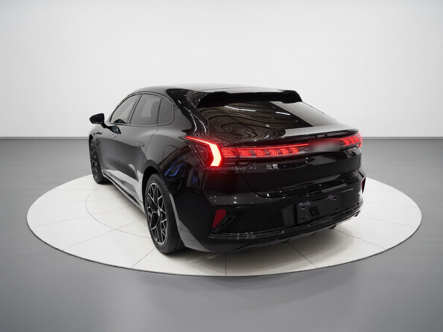 Zeekr 001 2024 WE Edition 95 kWh All-Wheel Drive — снимка 4
