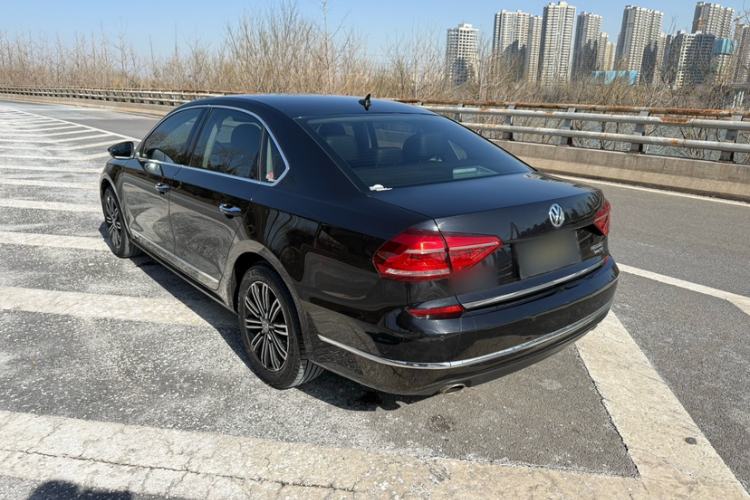 Used Volkswagen Passat 2017 380TSI DSG Prestige Edition
