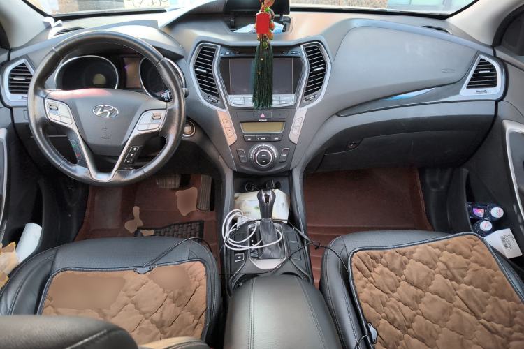 Used Hyundai Santa Fe 2013 2.4L Automatic Two-Wheel Drive Smart Version
