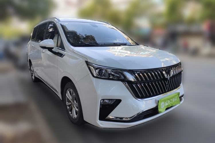 Used Wuling Jiachen 2022 1.5T CVT Smart Luxury Version Front Right 45 Deg