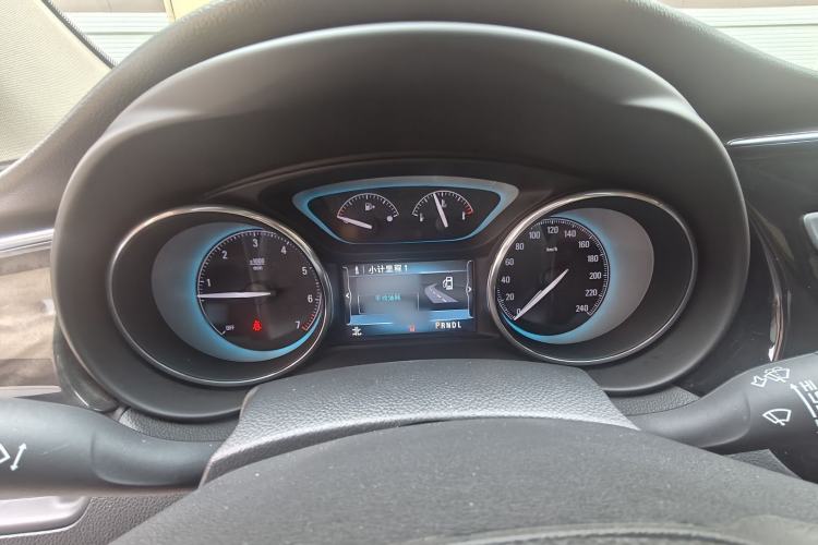 Used Buick Envision 2016 28T Four-Wheel Drive Luxury Model Instrument Cluster