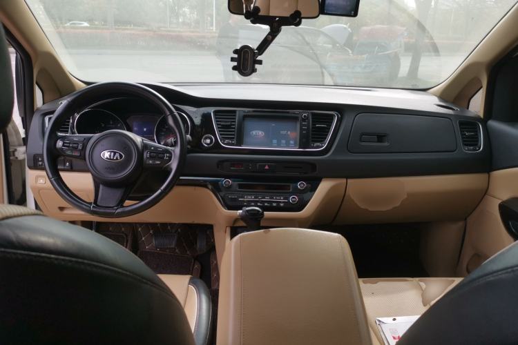 Used Kia Carnival 2015 2.2T Luxury Edition China IV