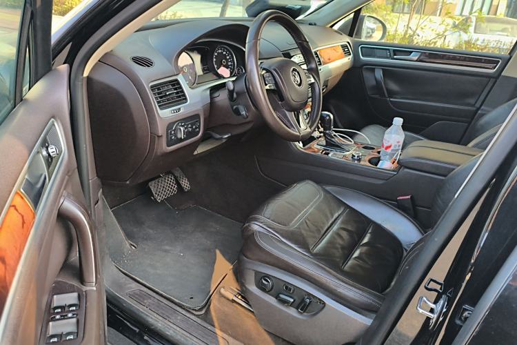 Used Volkswagen Touareg 2014 3.0 TSI New Edition