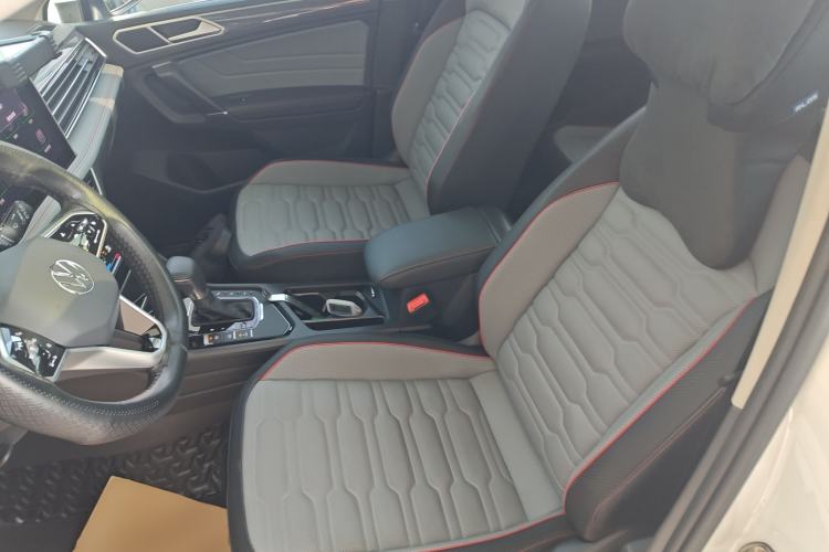 Used Volkswagen Tiguan L New Energy 2023 430 PHEV Plug-in Hybrid Flagship Edition Left Front Seat