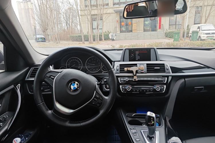 Used BMW 3 Series 2017 320Li Fashion Model Steering Wheel