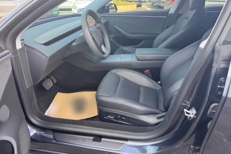 Used Tesla Model 3 2023 Long-Range All-Wheel-Drive Version