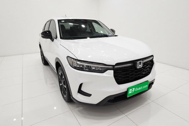 Used Honda HR-V 2023 2.0L eHEV Dynamic Smart Edition Front Right 45 Deg