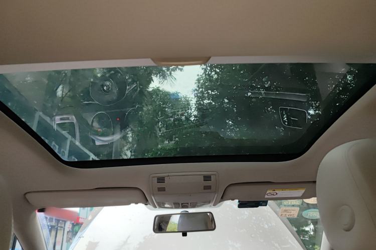 Used Volkswagen Golf 2015 1.6L Automatic Comfort Model Headliner