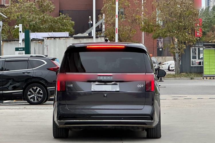 Used Zeekr 009 2022 WE Edition