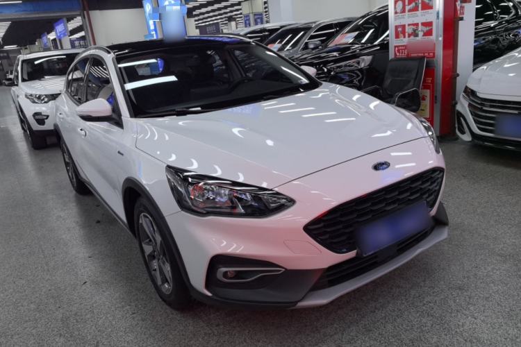 Used Ford Focus Active 2020 EcoBoost 180 Automatic Trendy Model
