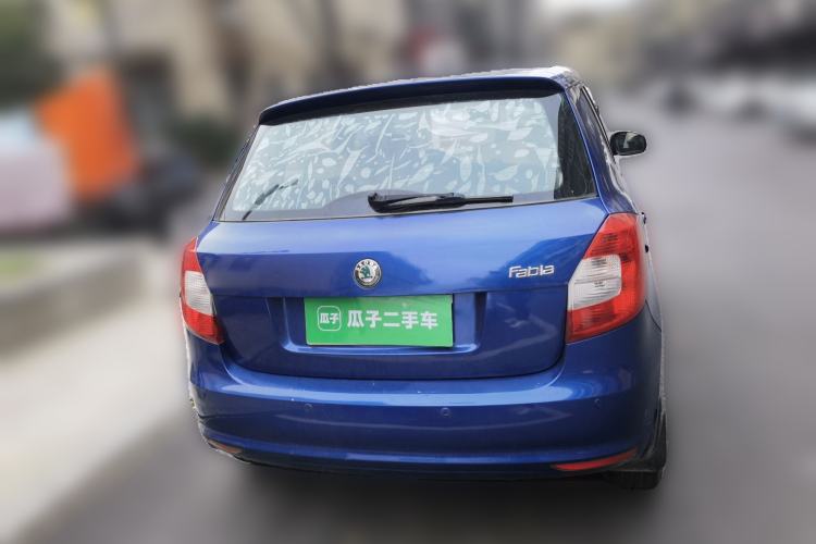 Used Skoda Fabia 2012 1.4L Automatic Crystal Edition
