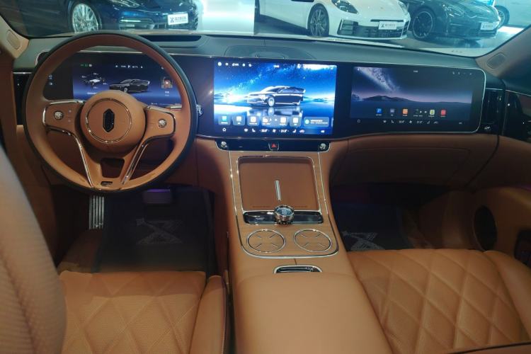 Used Hima S800 2025 Model, Range-Extended Starlight Premium Edition, 5 Seats