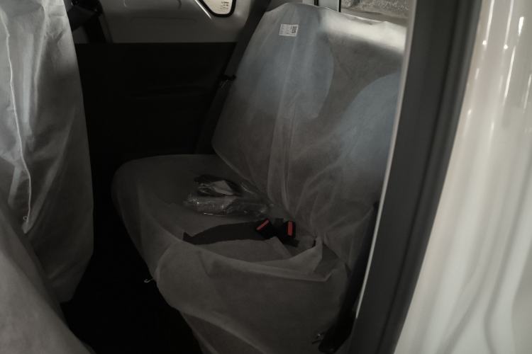 Used Geely Galaxy Panda 2024 Panda Mini 200km Endurance Bear Left Rear Seat