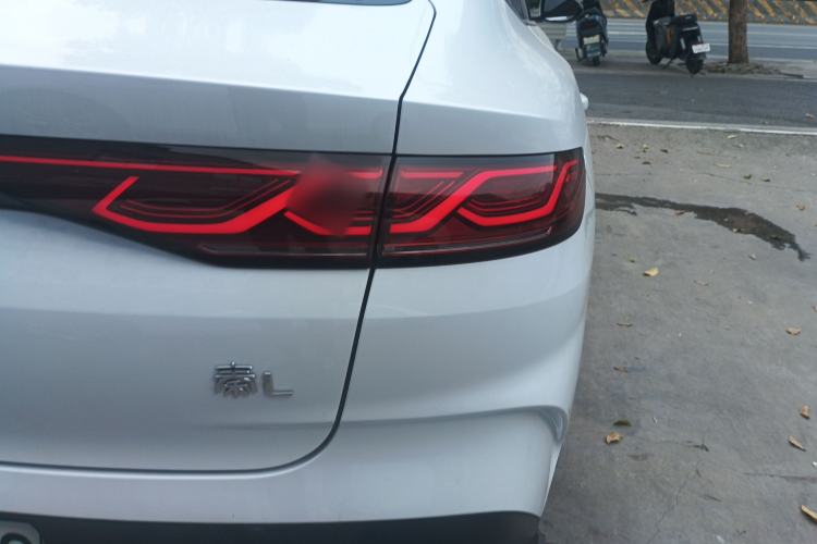 Used BYD Qin L 2024 DM-i 80KM Beyond Model Exterior 3