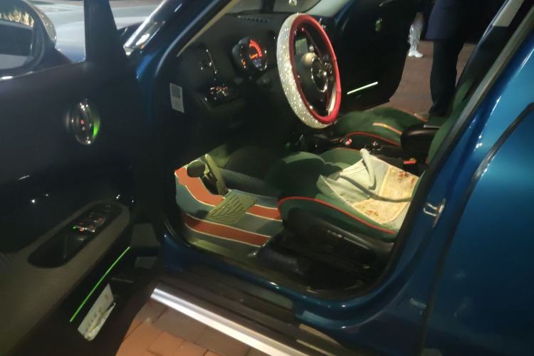 Used MINI Countryman 2017 1.5T COOPER ALL4 Driver Seat