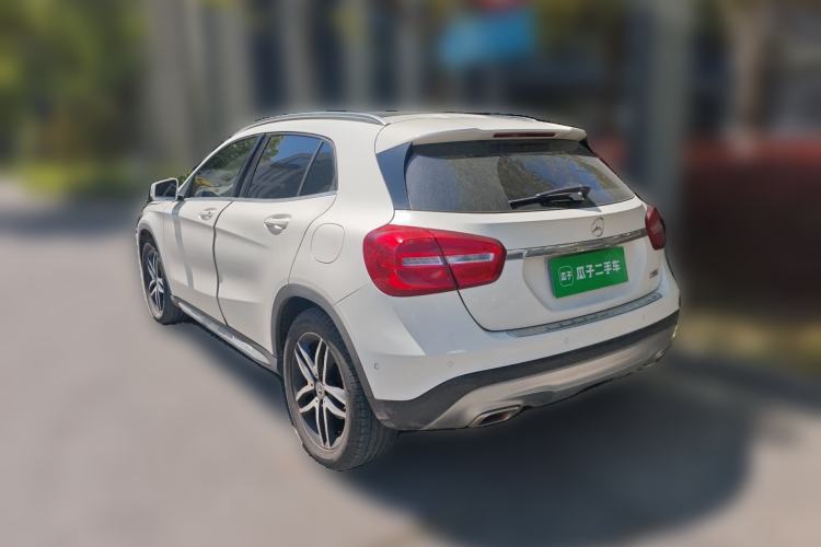 Used Mercedes-Benz GLA 2016 GLA 200 Fashion Model Rear Left 45 Deg
