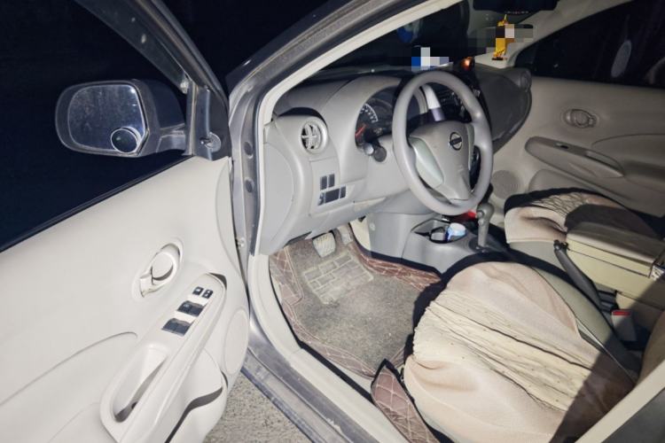 Used Nissan Sunny 2015 1.5XE CVT Comfort Edition Driver Seat