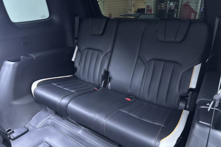 Used Ford Equator 2023 EcoBoost 225 Obsidian Orange Edition Prestige 7-Seater (2/3/2)
