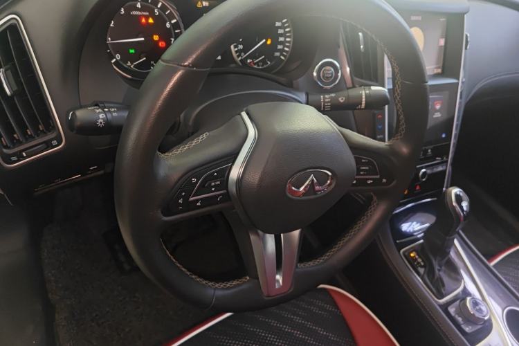 Used Infiniti Q50L 2018 2.0T Comfort Edition China VI Standard