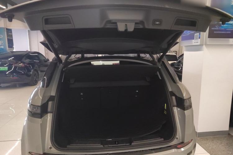 Used Land Rover Range Evoque 2021 Range Rover Velar L 249PS R-Dynamic First Edition