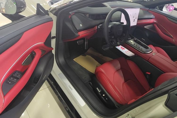 Used Xiaomi Auto SU7 2024 Four-Wheel-Drive Max Founder's Edition
