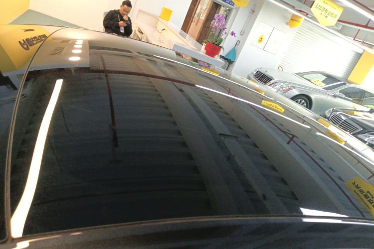 Used Tesla Model 3 2023 Rear-Wheel-Drive Version Roof