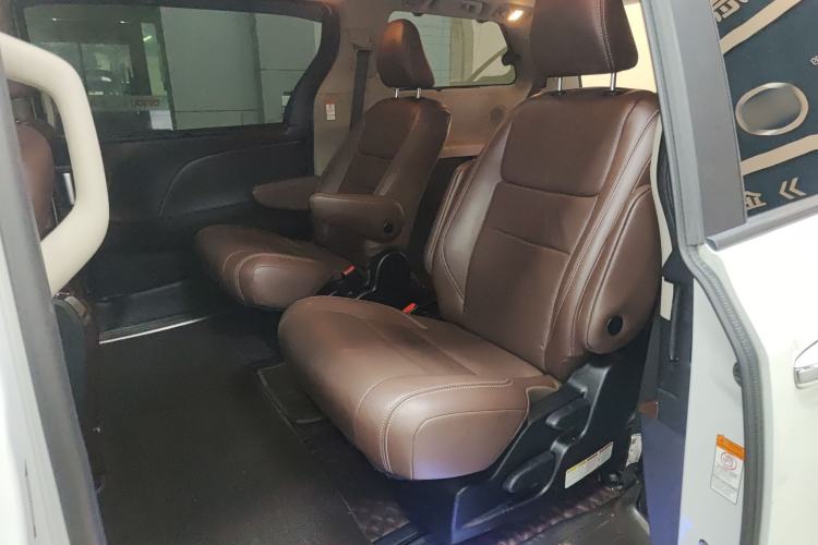 Used Toyota Sienna (Parallel Import) 2018 3.5L Four-Wheel Drive Limited 7-Seater Canadian Version
