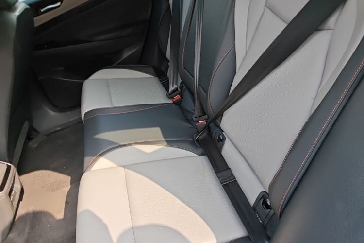 Used Volkswagen ID.7 VIZZION 2024 AIR model Left Rear Seat