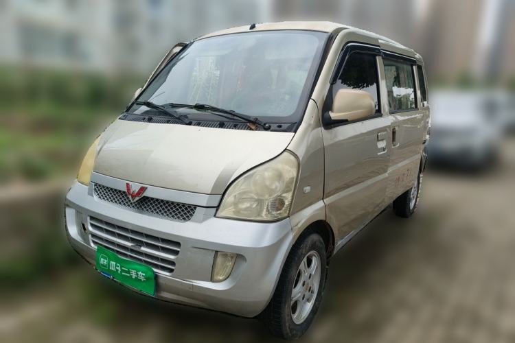 Used Wuling Rongguang 2014 1.2L S Base Model