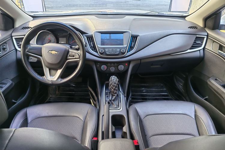 Used Chevrolet Cavalier 2019 320 Automatic Xinyue Edition Interior 4