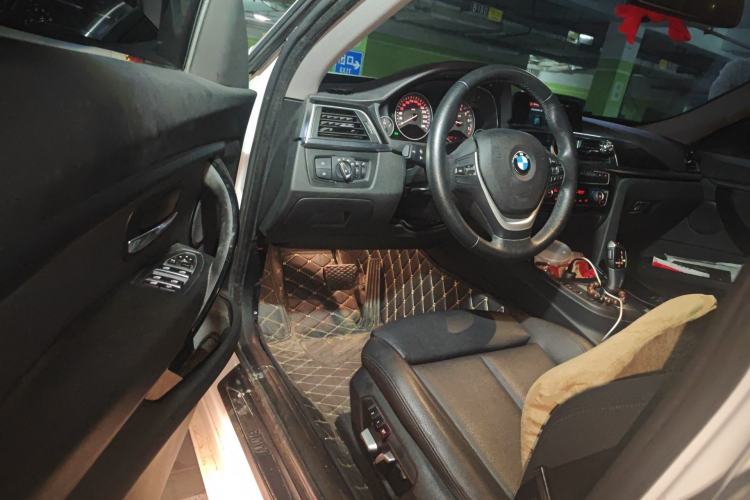 Used BMW 3 Series GT 2019 320i Sport Edition
